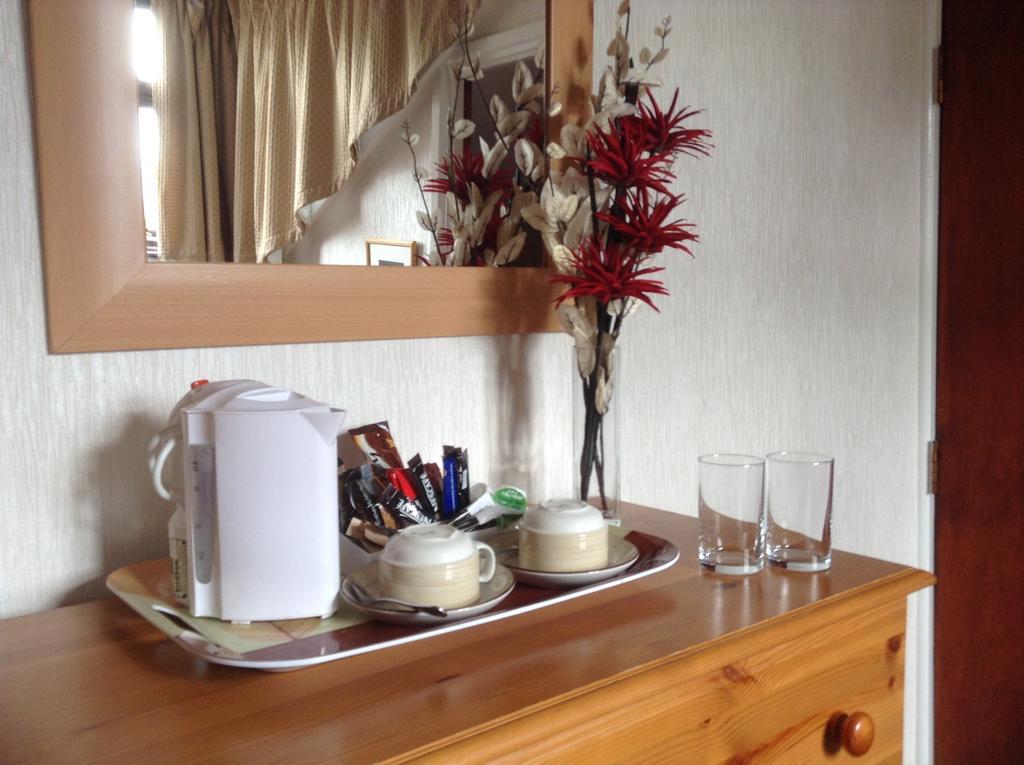 יורק Chelmsford Place Guest House חדר תמונה